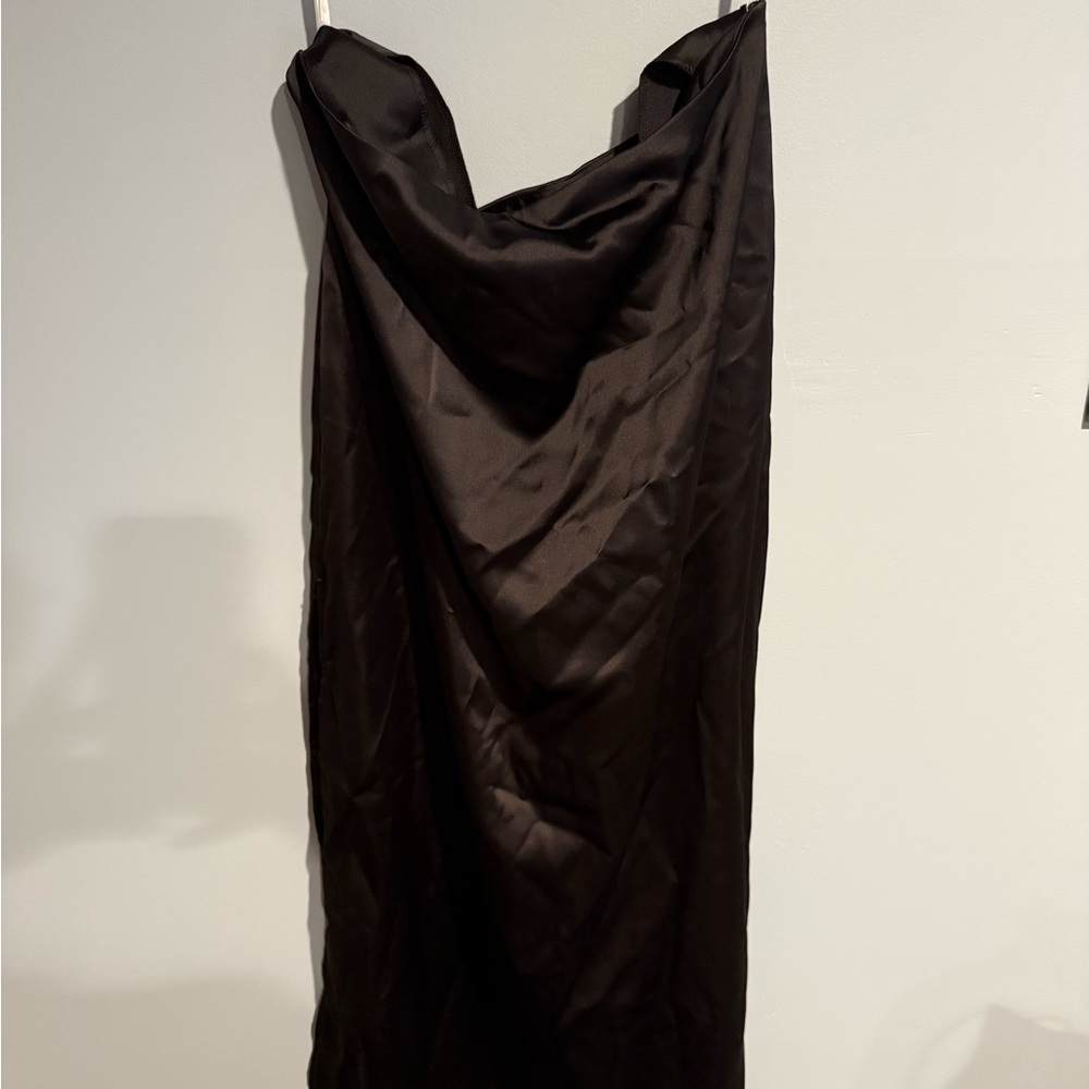 Lulu's Black Satin Midi Skirt